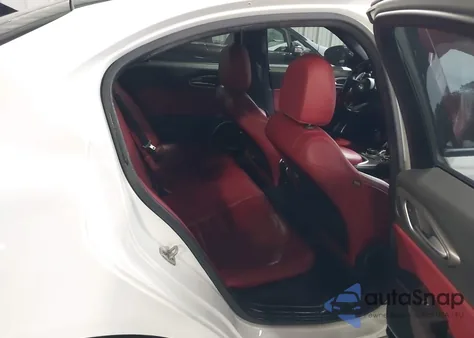 2020 Alfa Romeo Giulia Ti Sport Rwd z USA, uszkodzony, nr VIN ZARFAMBN1L7635642